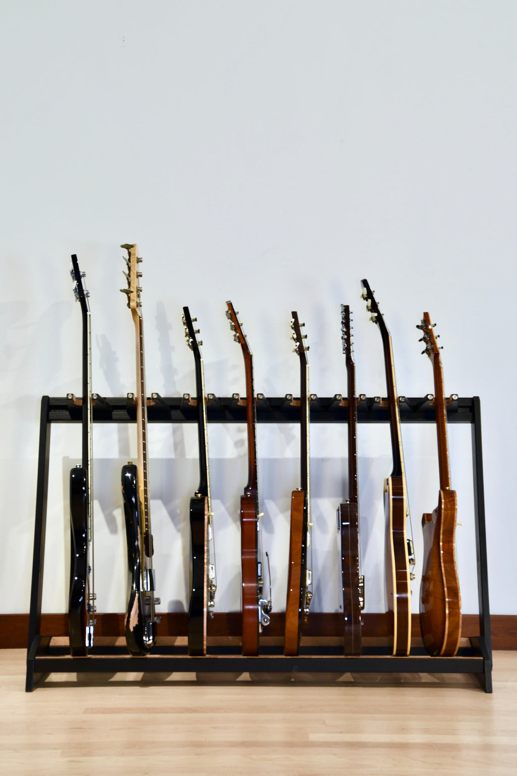 Traditional StringRack - Ash - Piano Black